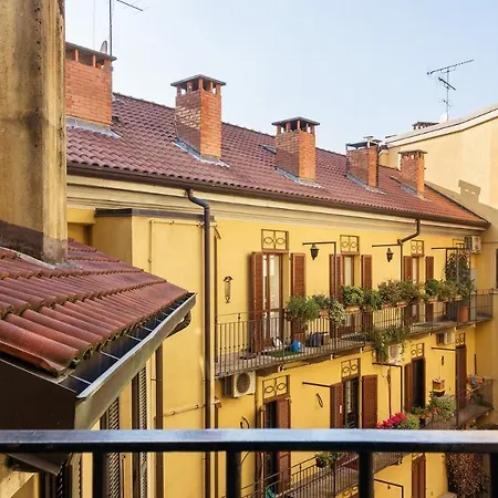 Plum Guide - Chimney Stacks Apartment